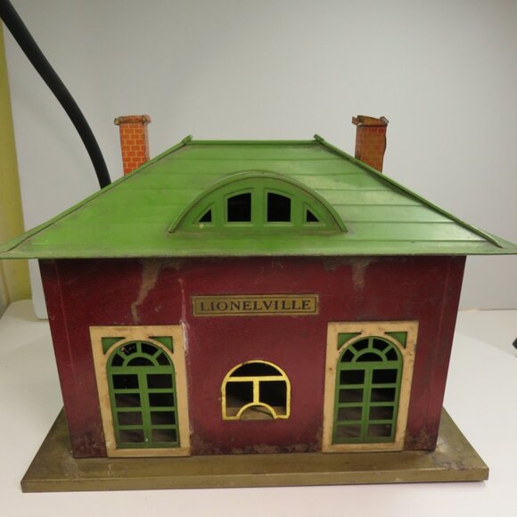 Rustic Lionel Train Station No. 126 - 
